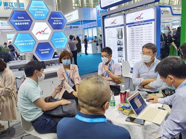 多宝-多宝(中国)一站式服务官网药业参加2021广州API China